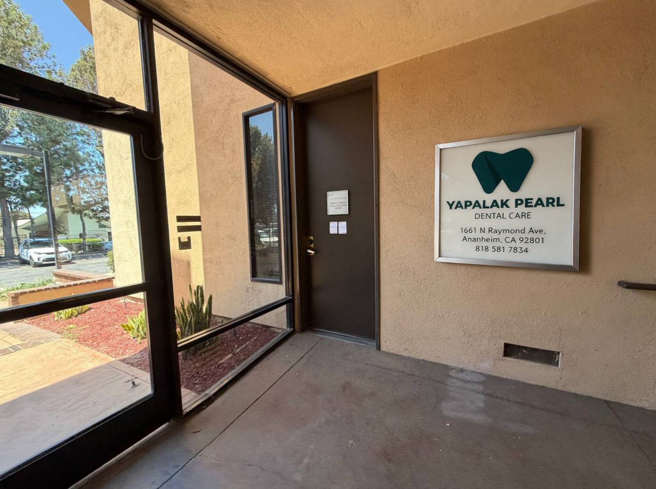 Entrance to Yapalak Pearl Dental Care suite 109